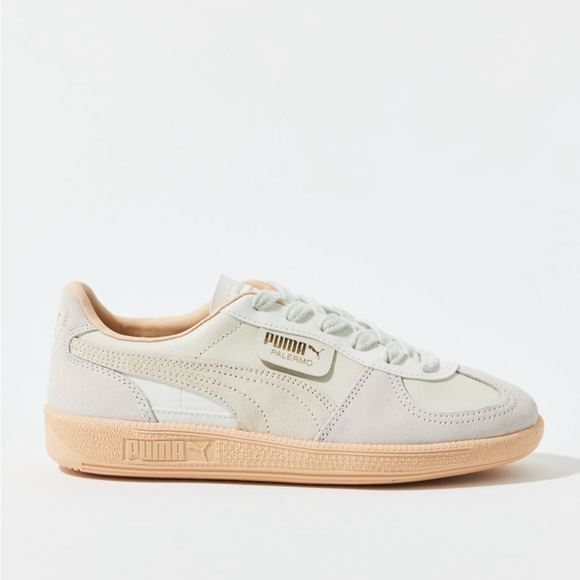 Puma Women’s Palermo Leather Sneaker Size 6 - Picture 1 of 10